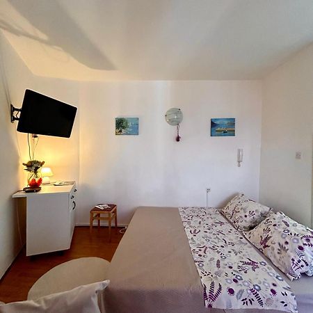 Bright And Charming Studio Apartment Rijeka Bagian luar foto
